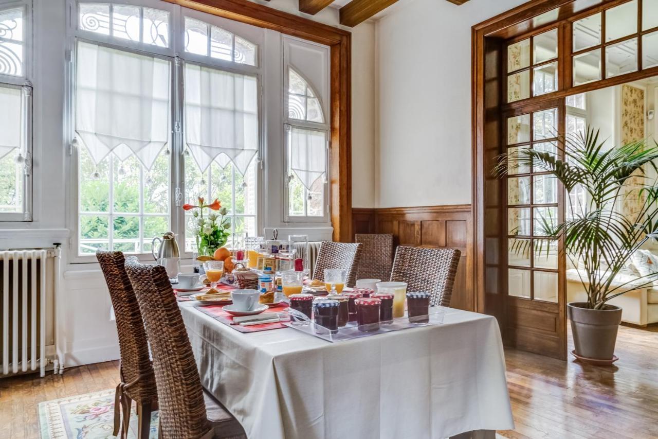 La Maison Rouge Broceliande Montauban-de-Bretagne ภายนอก รูปภาพ