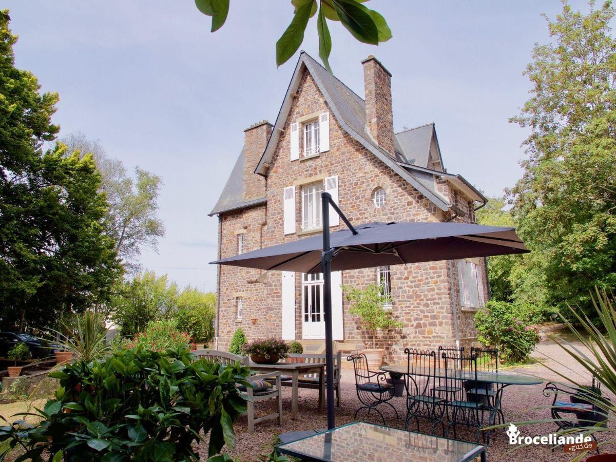 La Maison Rouge Broceliande Montauban-de-Bretagne ภายนอก รูปภาพ