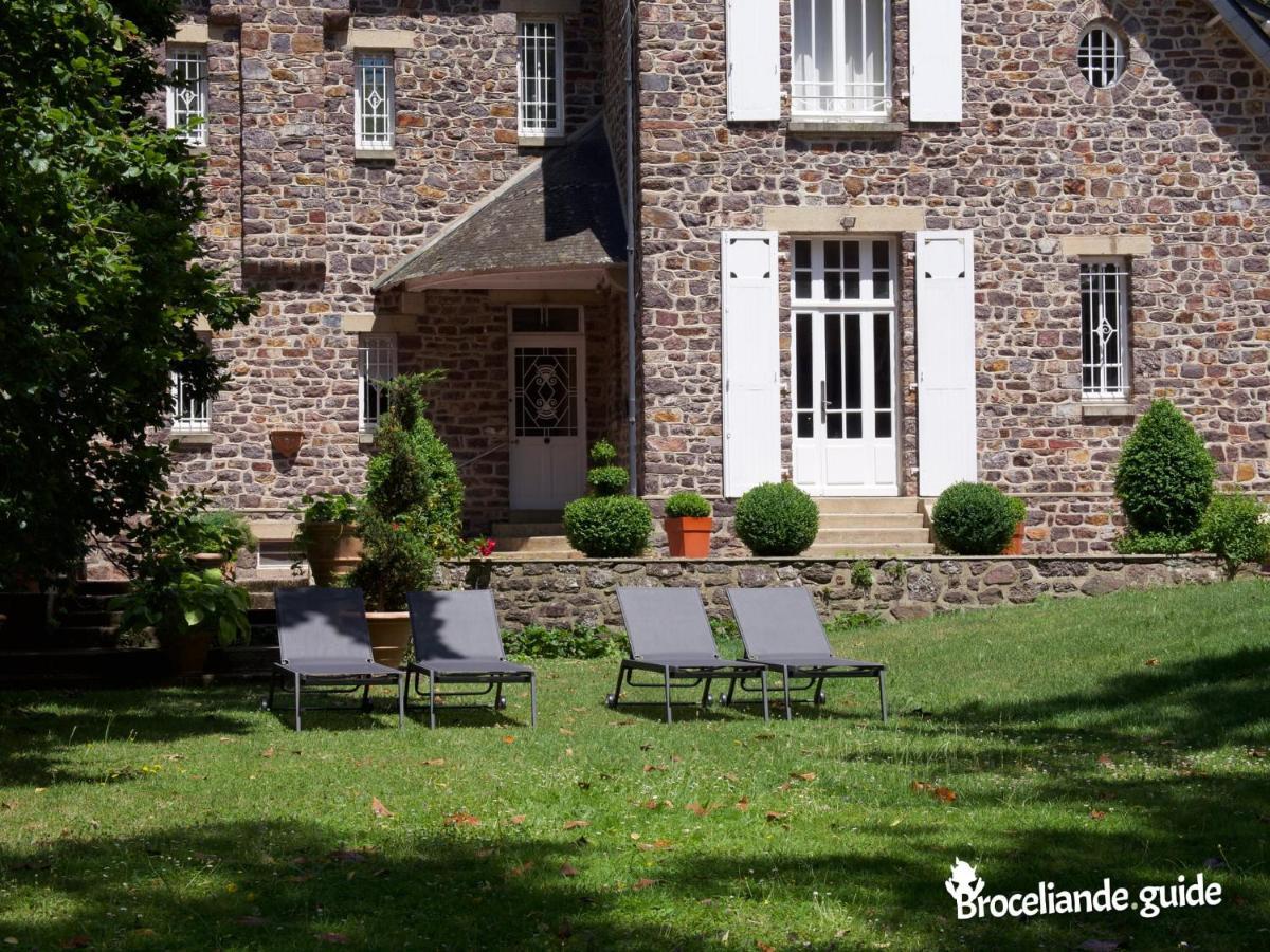 La Maison Rouge Broceliande Montauban-de-Bretagne ภายนอก รูปภาพ